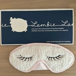 Bath and Body Works - Lambie sleep mask